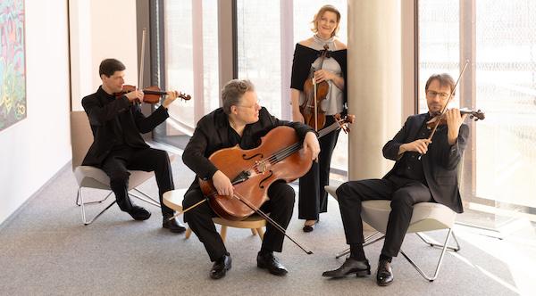 Big_henschel-quartett-2022-c-hpremark-lounge-8b2a2304p-2be